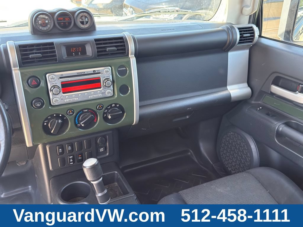 Used 2012 Toyota FJ Cruiser 2WD w/ Upgrade Pkg image 23