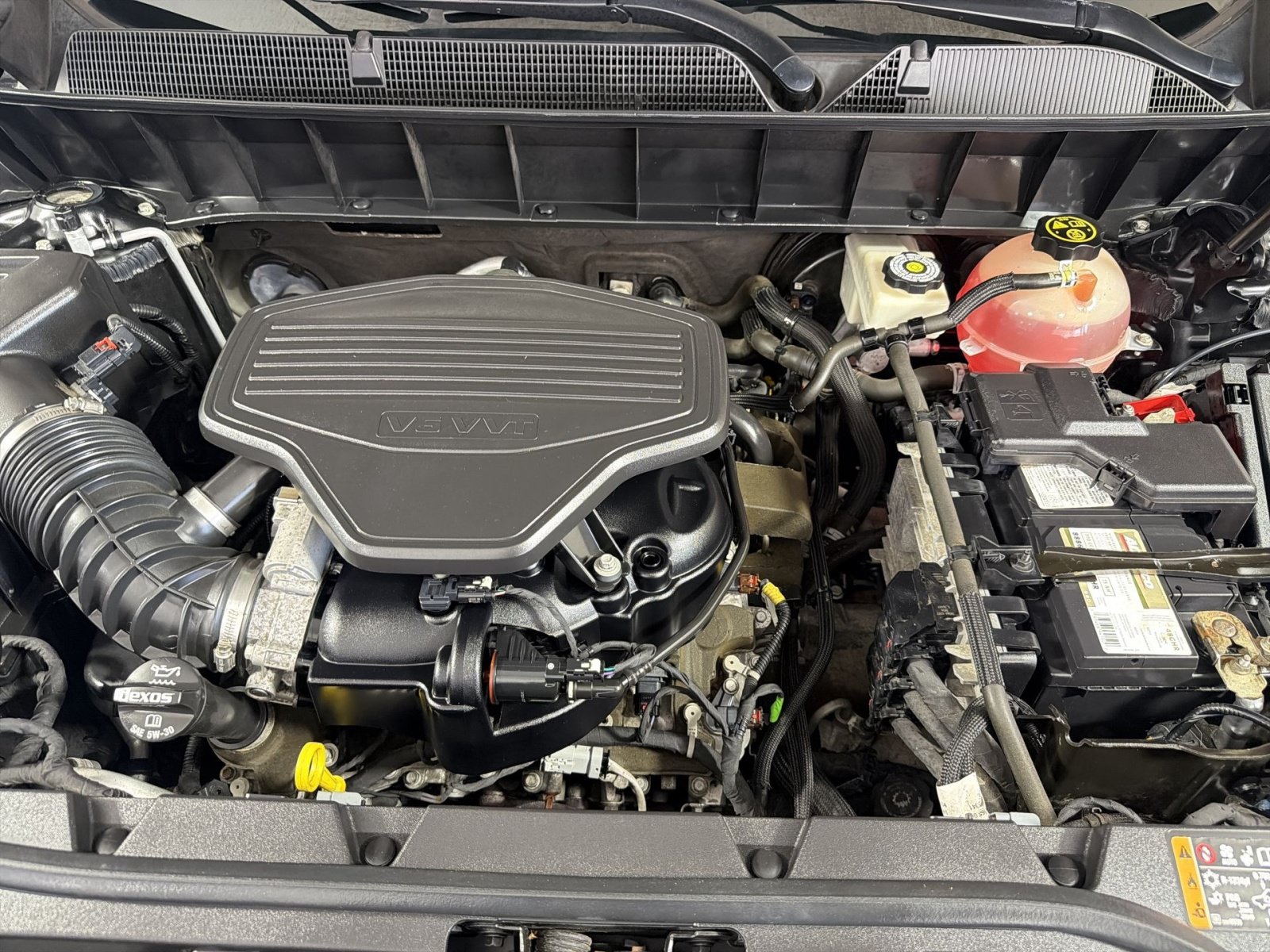 Used 2017 GMC Acadia SLT FWD image 29