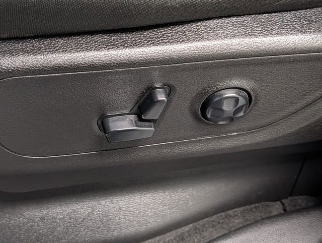 Used 2019 RAM 1500 Big Horn AWD/4WD image 12