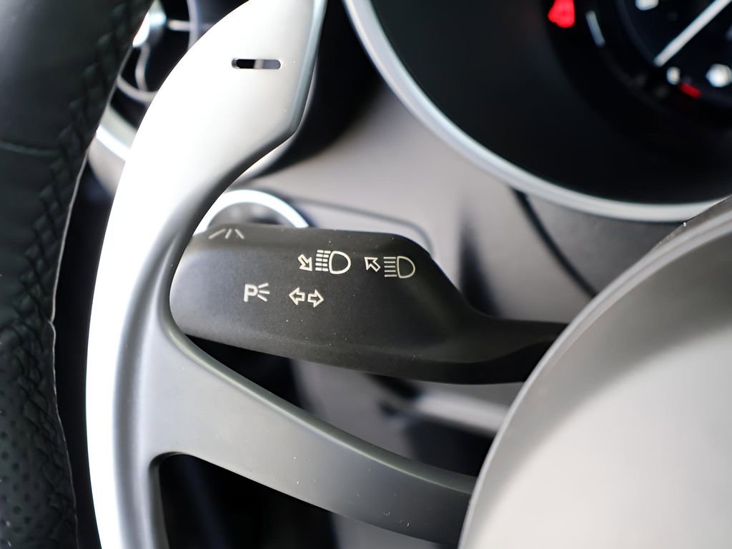 New 2025 Alfa Romeo Stelvio Sprint image 34