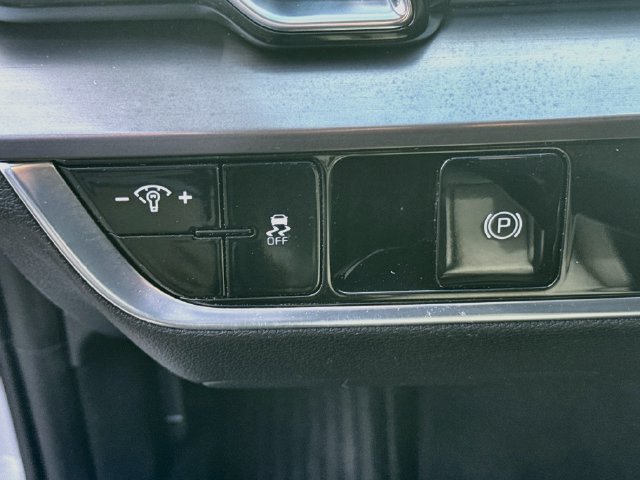 Used 2023 Kia Sportage EX FWD image 15