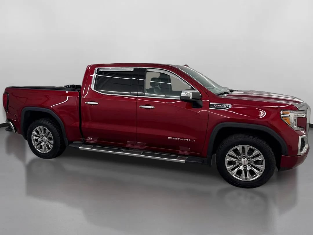 Used 2022 GMC Sierra 1500 Denali w/ Driver Alert Package II AWD/4WD image 11