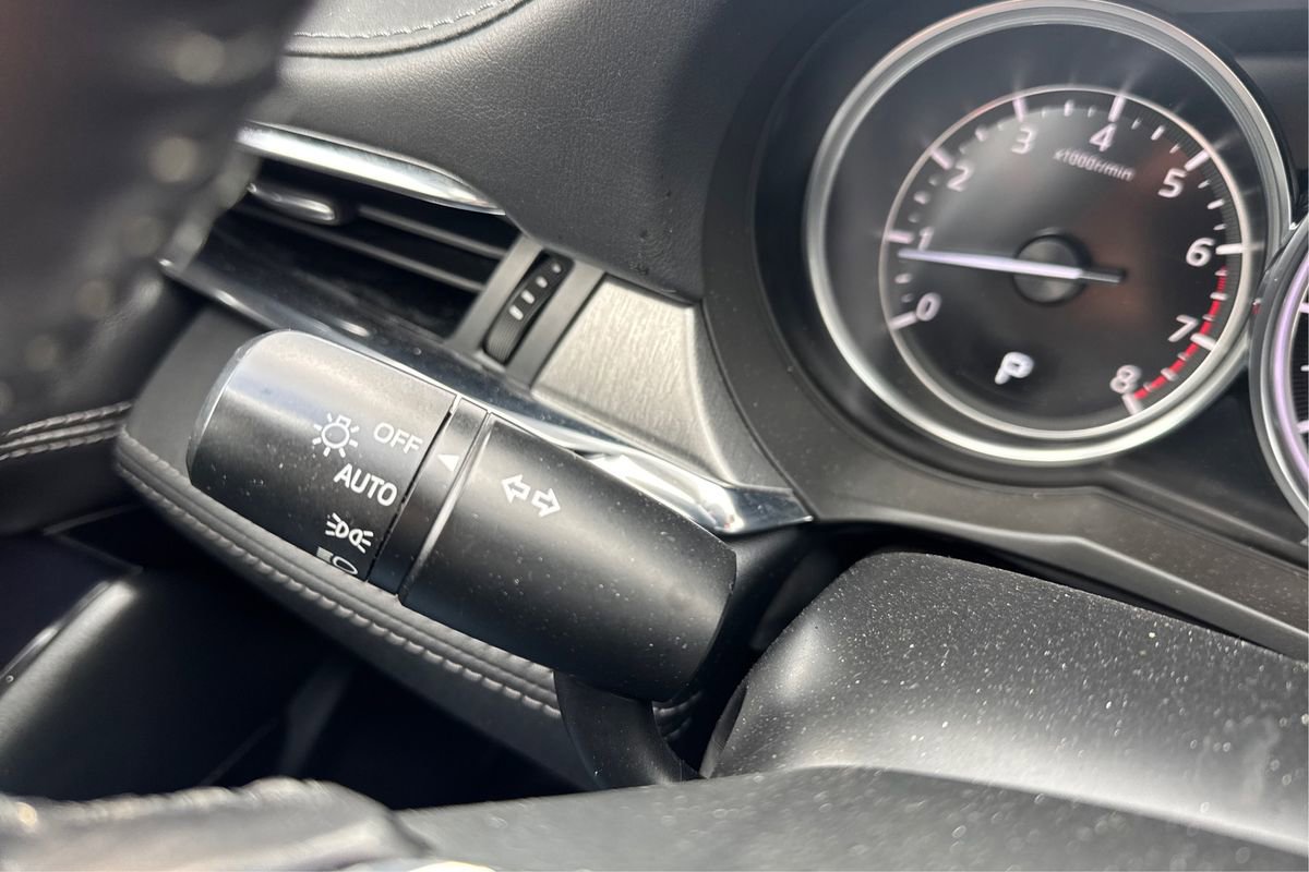 Used 2020 MAZDA MAZDA6 Touring image 18