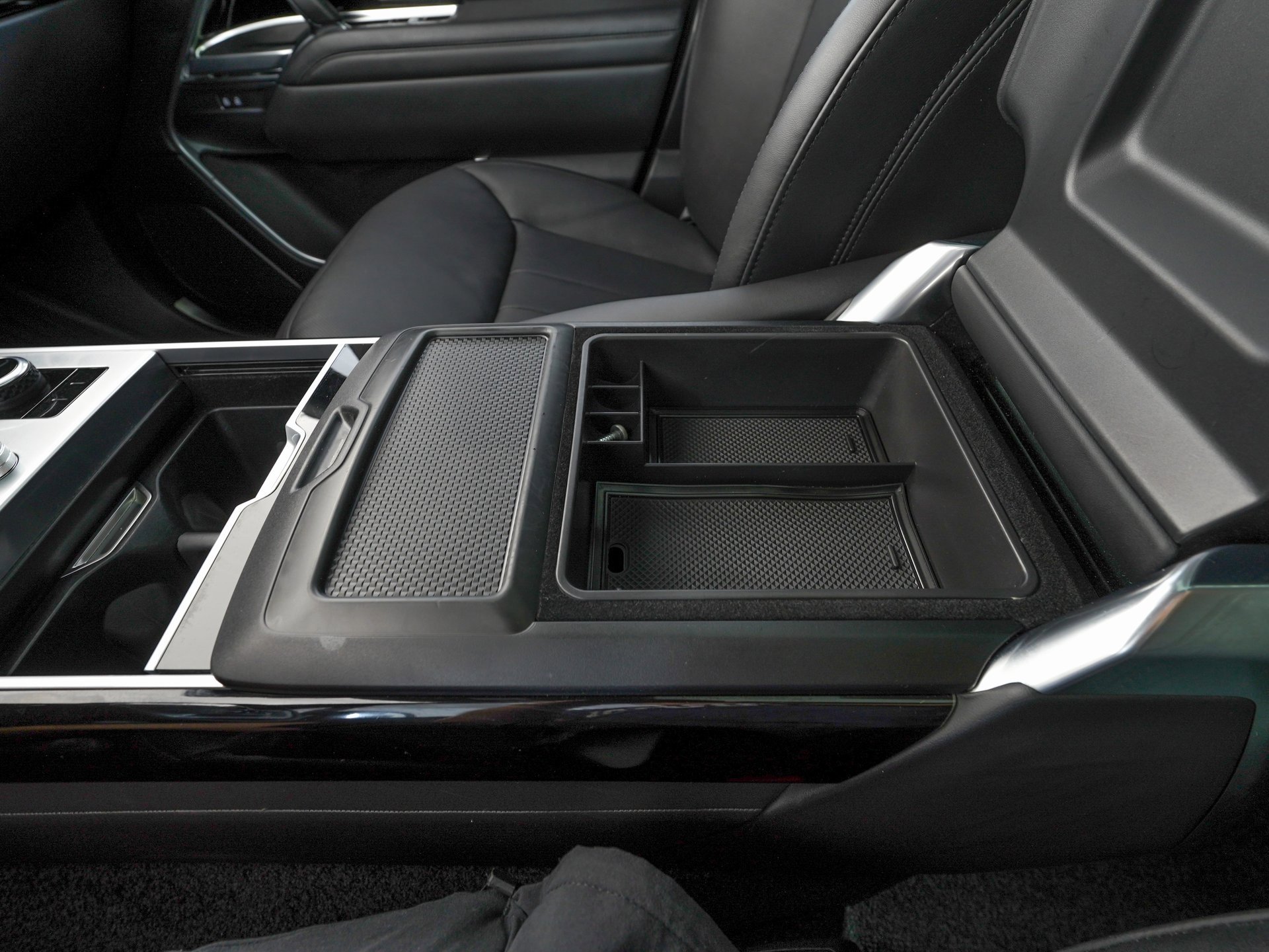 Used 2023 Land Rover Range Rover SE image 30