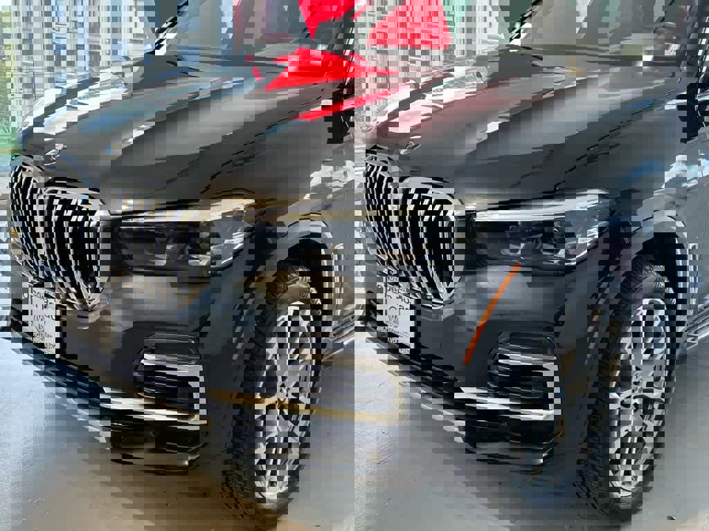 Used 2022 BMW X5 xDrive40i w/ Premium Package image 7