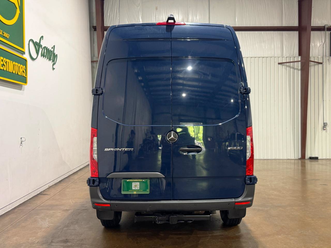 Used 2024 Mercedes-Benz Sprinter 2500 image 6