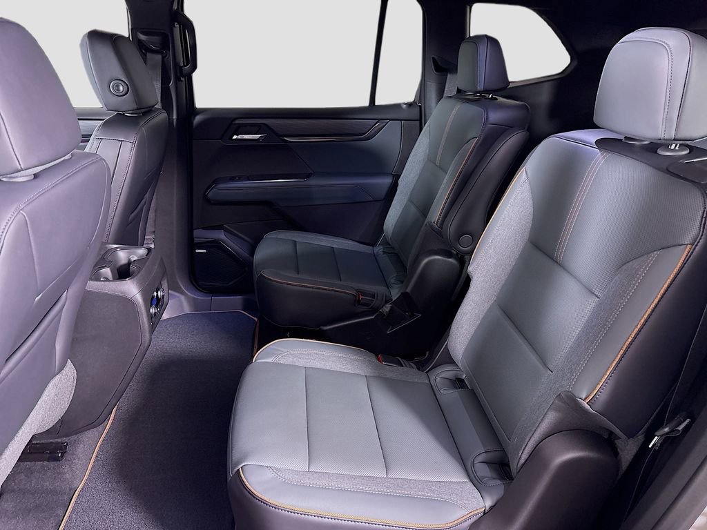New 2026 GMC Acadia AT4 w/ Luxury Package image 25