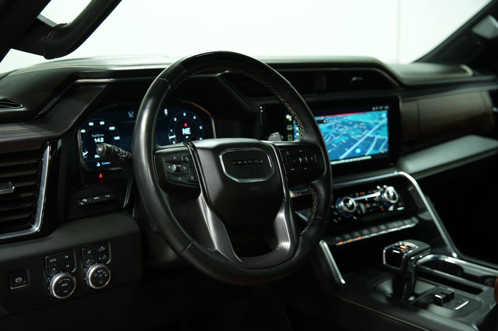 Certified 2025 GMC Sierra 1500 Denali Ultimate AWD/4WD image 46