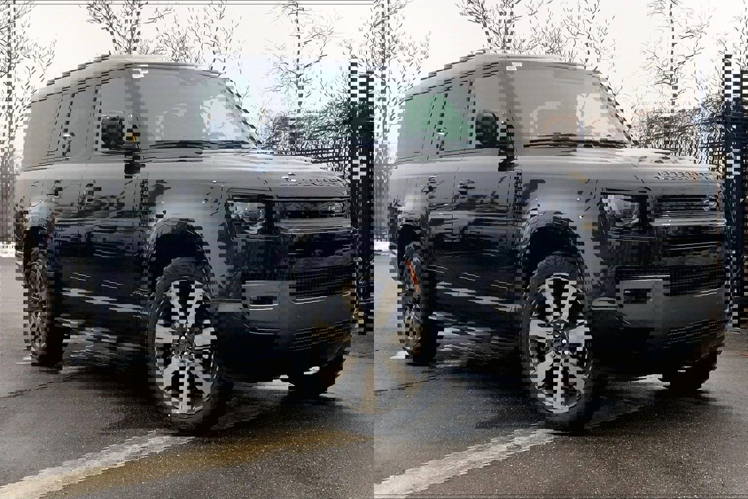 New 2026 Land Rover Defender 130 V8 image 2