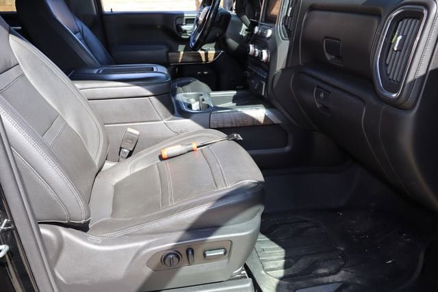 Used 2020 GMC Sierra 2500 Denali w/ Denali Ultimate Package AWD/4WD image 17