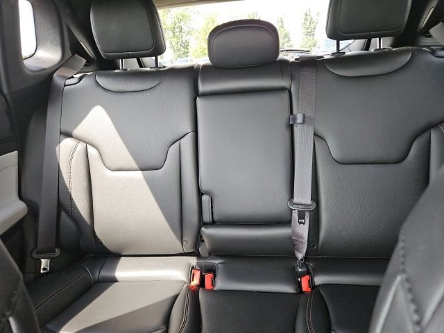 Used 2023 Jeep Compass Limited AWD/4WD image 16