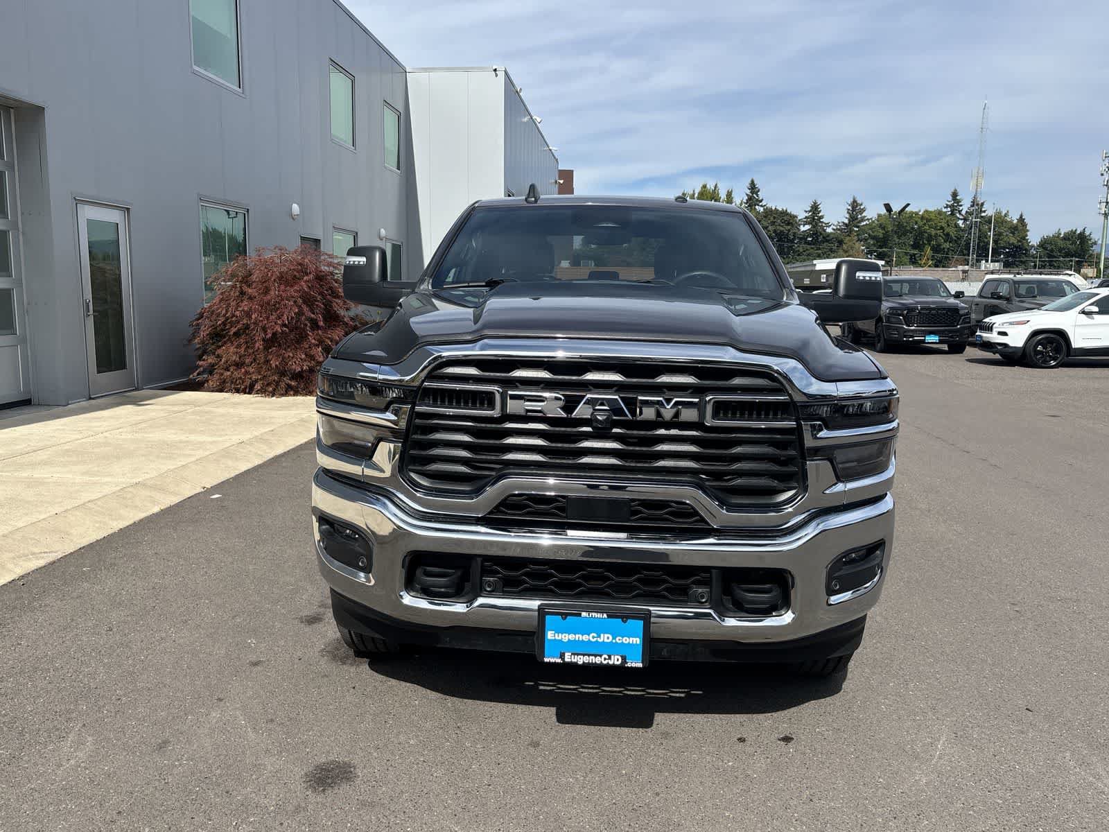 Used 2025 RAM 2500 Big Horn AWD/4WD image 8