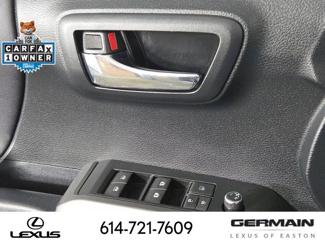 Used 2016 Toyota Tacoma TRD Sport image 28