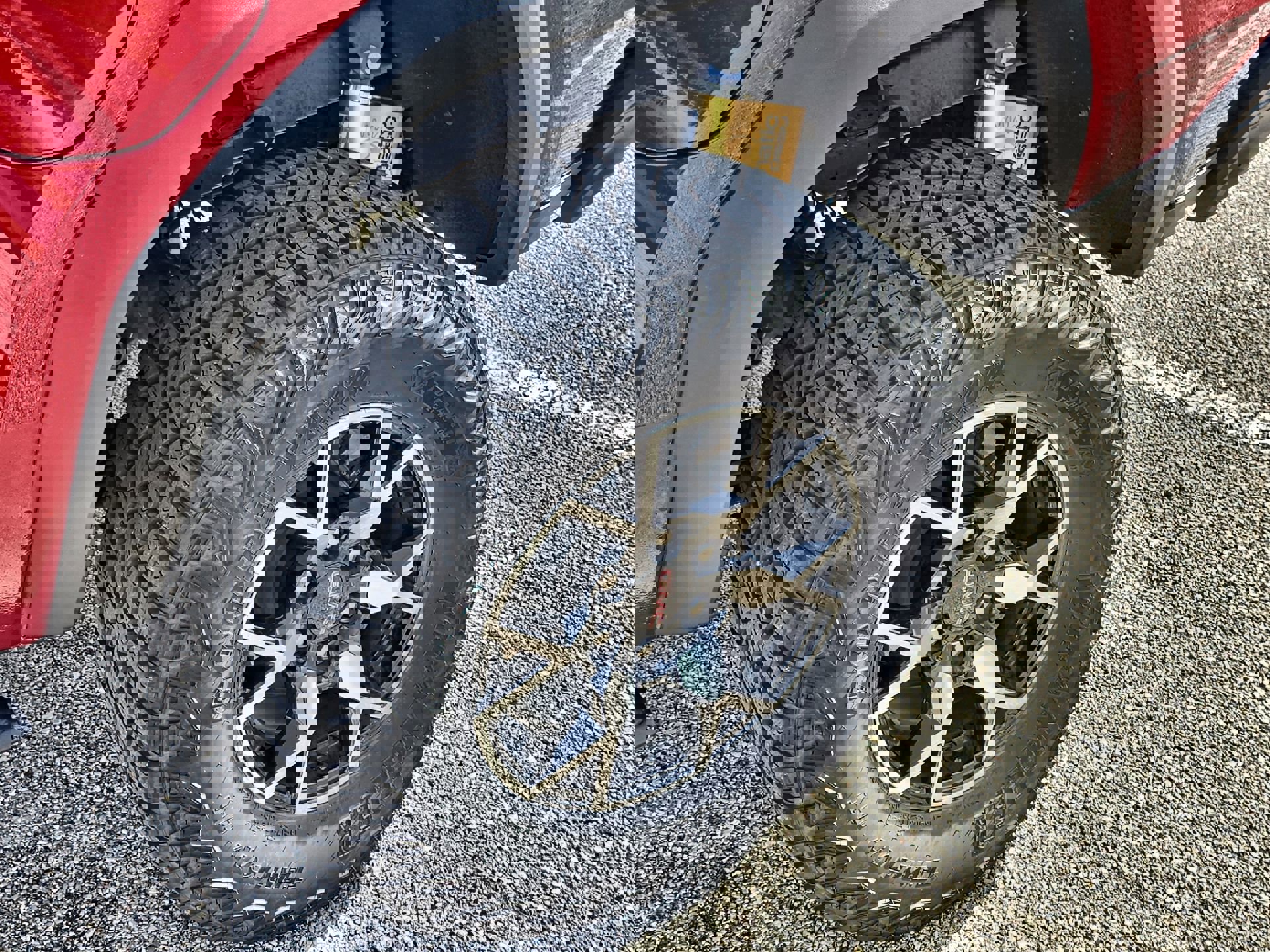 Used 2024 GMC Canyon AT4X image 10