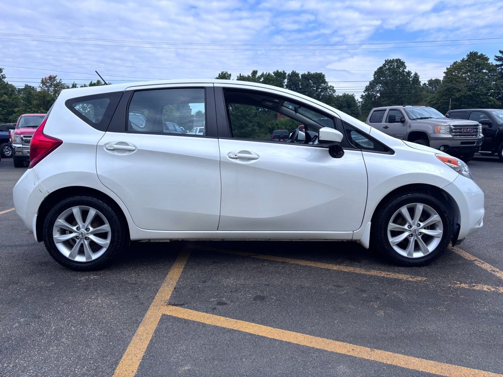 Used 2015 Nissan Versa Note FWD image 5