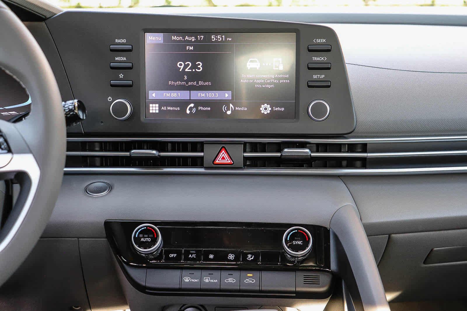 New 2026 Hyundai Elantra Sport FWD image 14