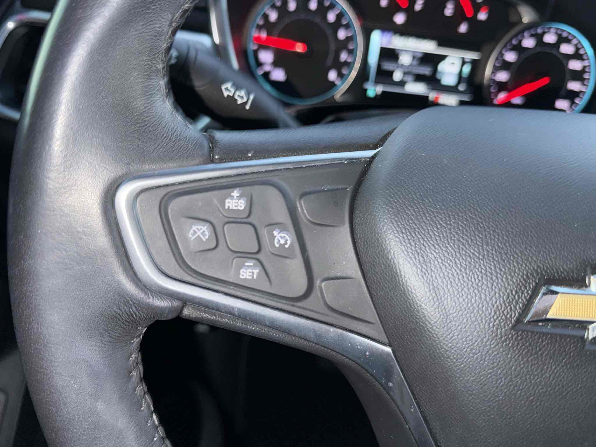 Used 2018 Chevrolet Equinox Premier FWD image 94