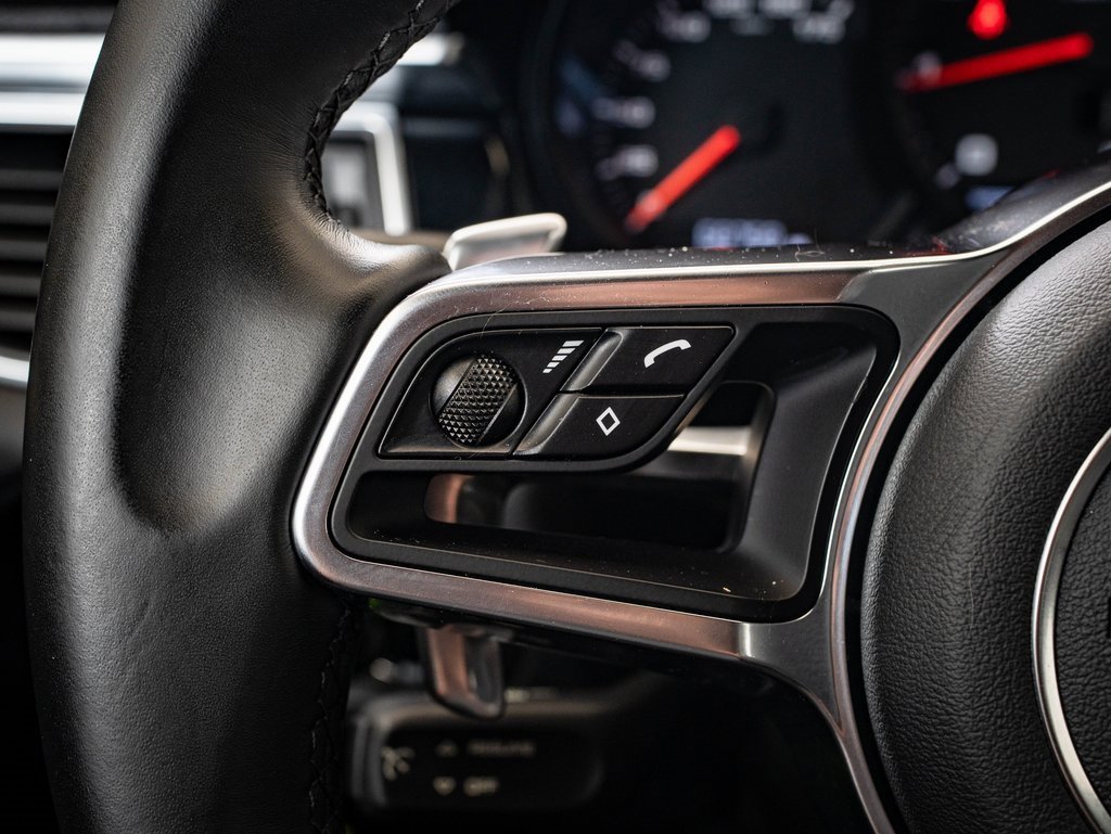 Used 2017 Porsche Macan image 26