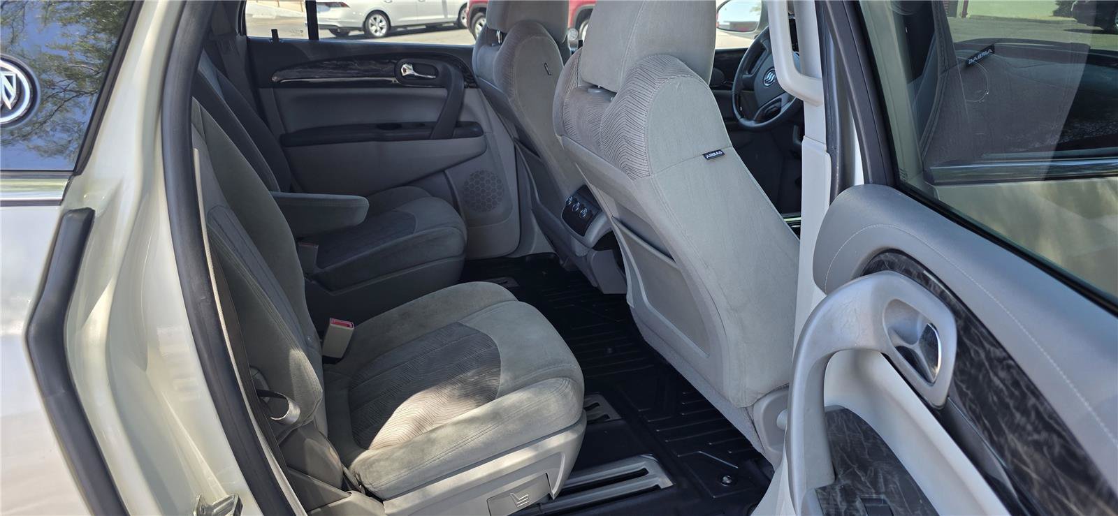 Used 2014 Buick Enclave Convenience w/ Trailering Provision Package FWD image 12