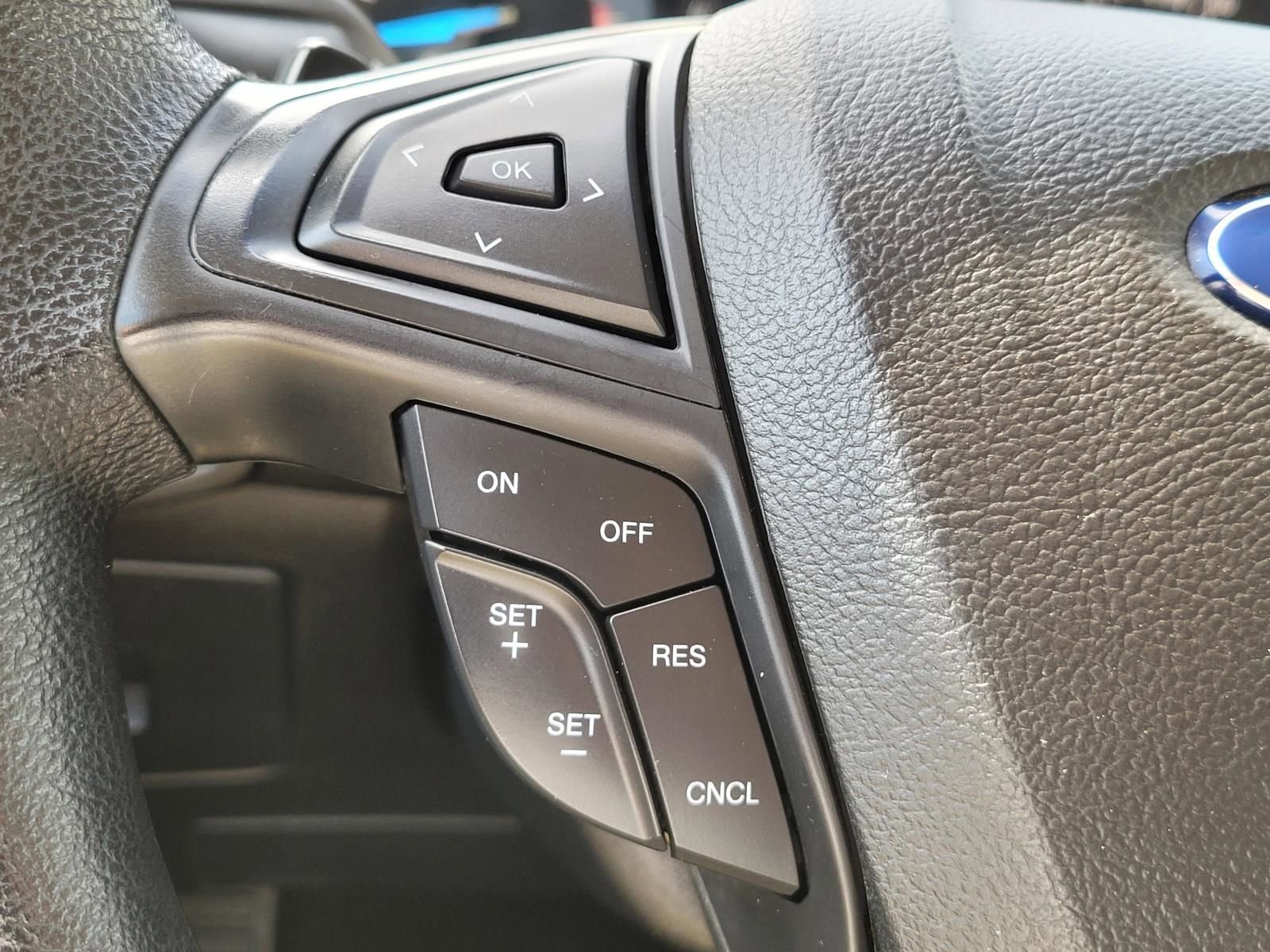 Used 2017 Ford Edge SE w/ Cargo Accessory Package FWD image 30