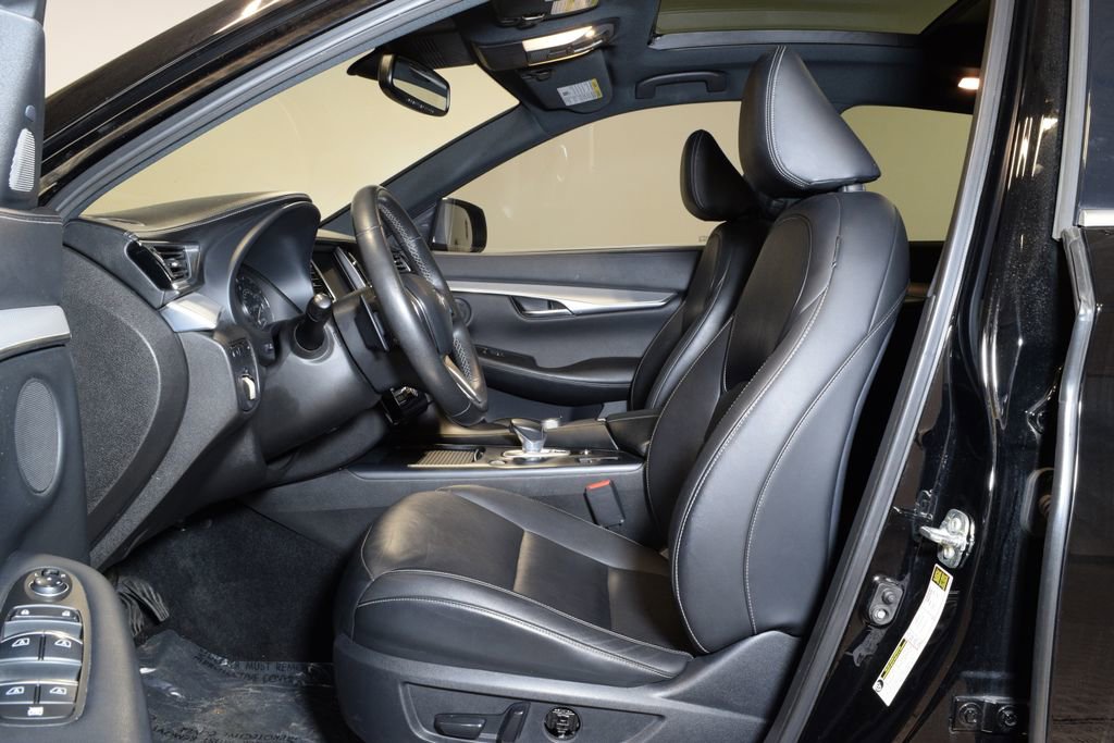 Used 2021 INFINITI QX50 Luxe w/ Appearance Package image 6