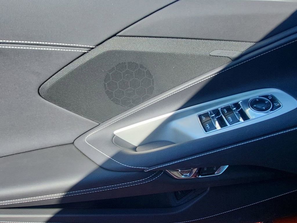 Used 2025 Chevrolet Corvette Stingray Convertible w/ Battery Protection Package RWD image 22