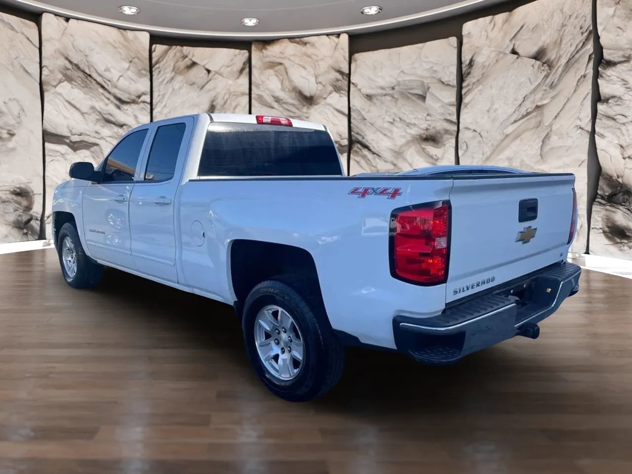 Used 2015 Chevrolet Silverado 1500 LT w/ All Star Edition AWD/4WD image 6
