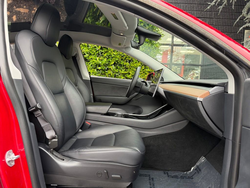 Used 2020 Tesla Model Y Performance AWD/4WD image 31