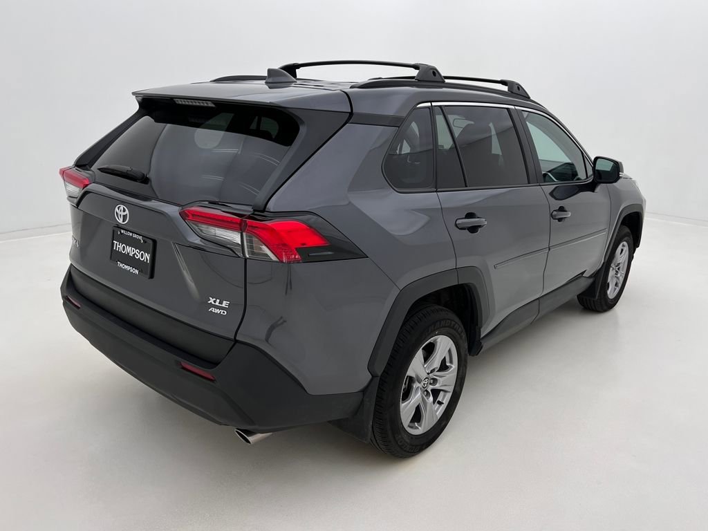 Used 2025 Toyota RAV4 XLE w/ Convenience Package image 7