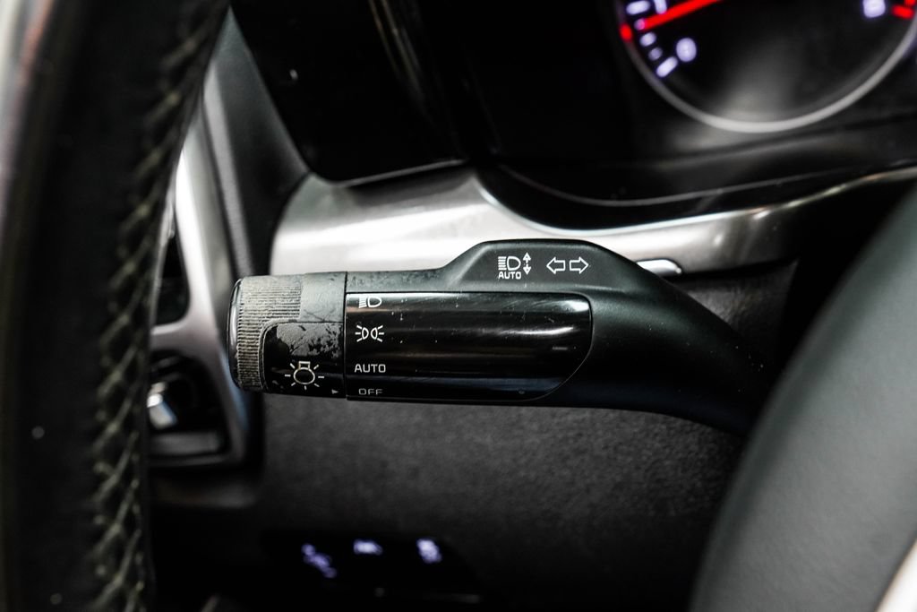 Used 2023 Kia Sorento S w/ Panoramic Sunroof Package FWD image 40