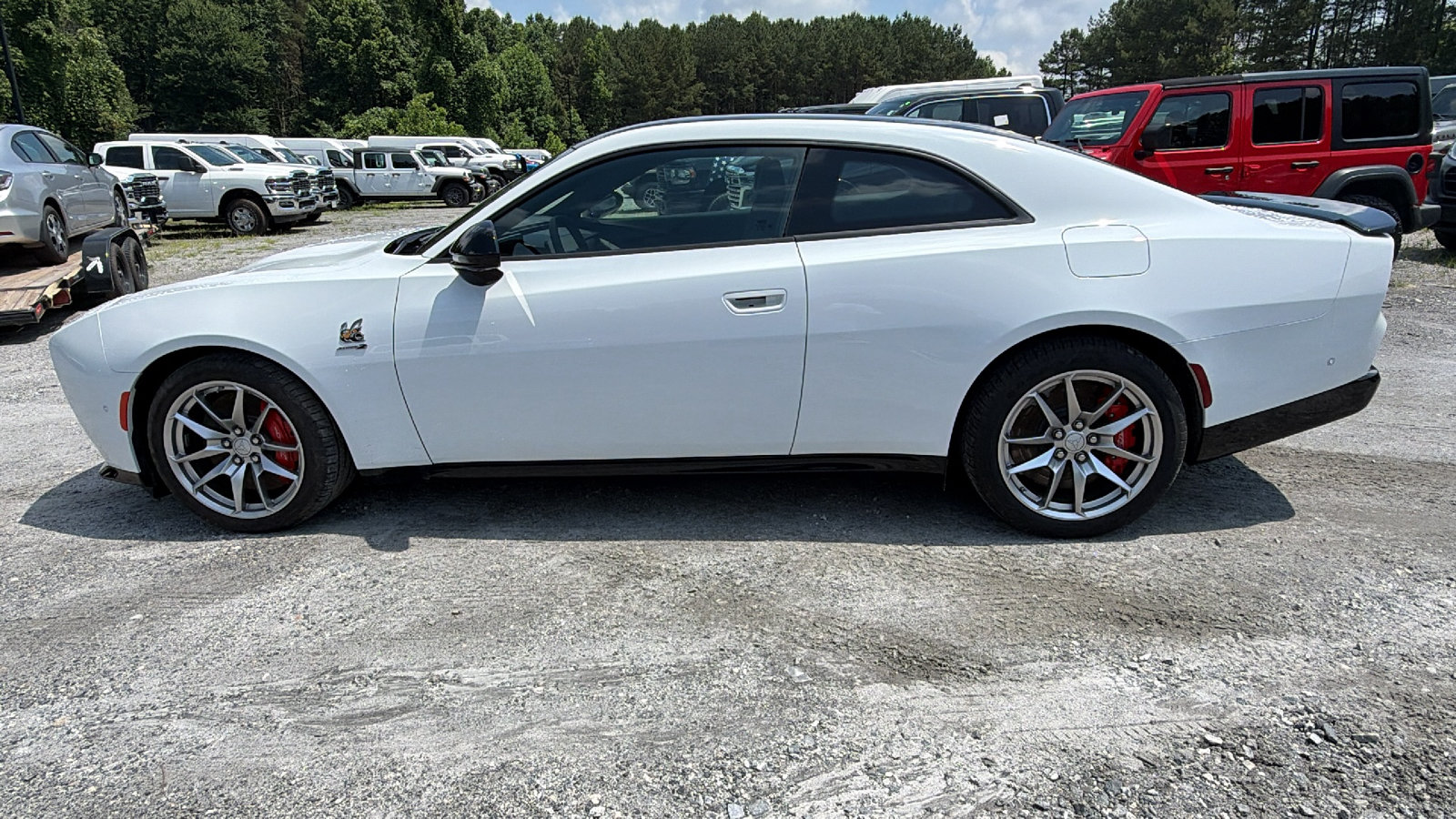 Used 2024 Dodge Charger Daytona Scat Pack w/ Plus Group AWD/4WD image 11