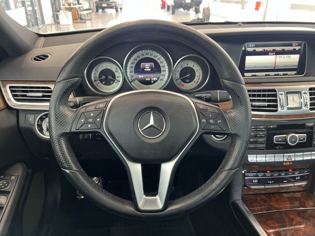 Used 2014 Mercedes-Benz E 350 4MATIC Sedan image 23