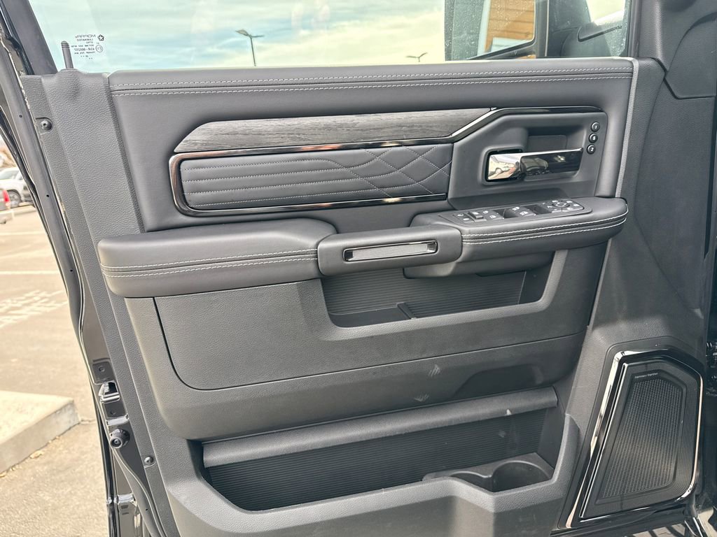 New 2026 RAM 2500 Limited AWD/4WD image 11