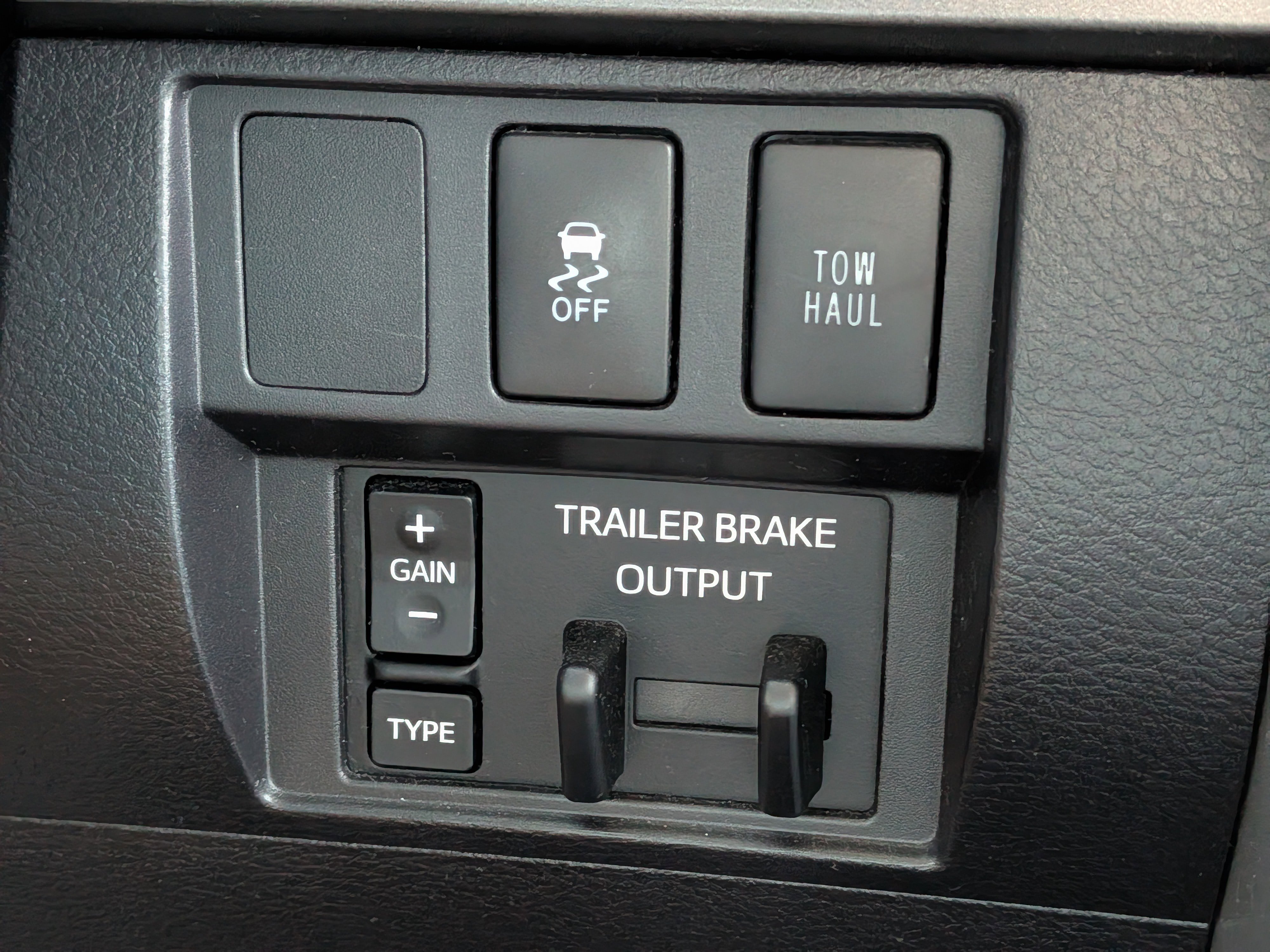 Used 2016 Toyota Tundra SR5 w/ SR5 Upgrade Package RWD image 27