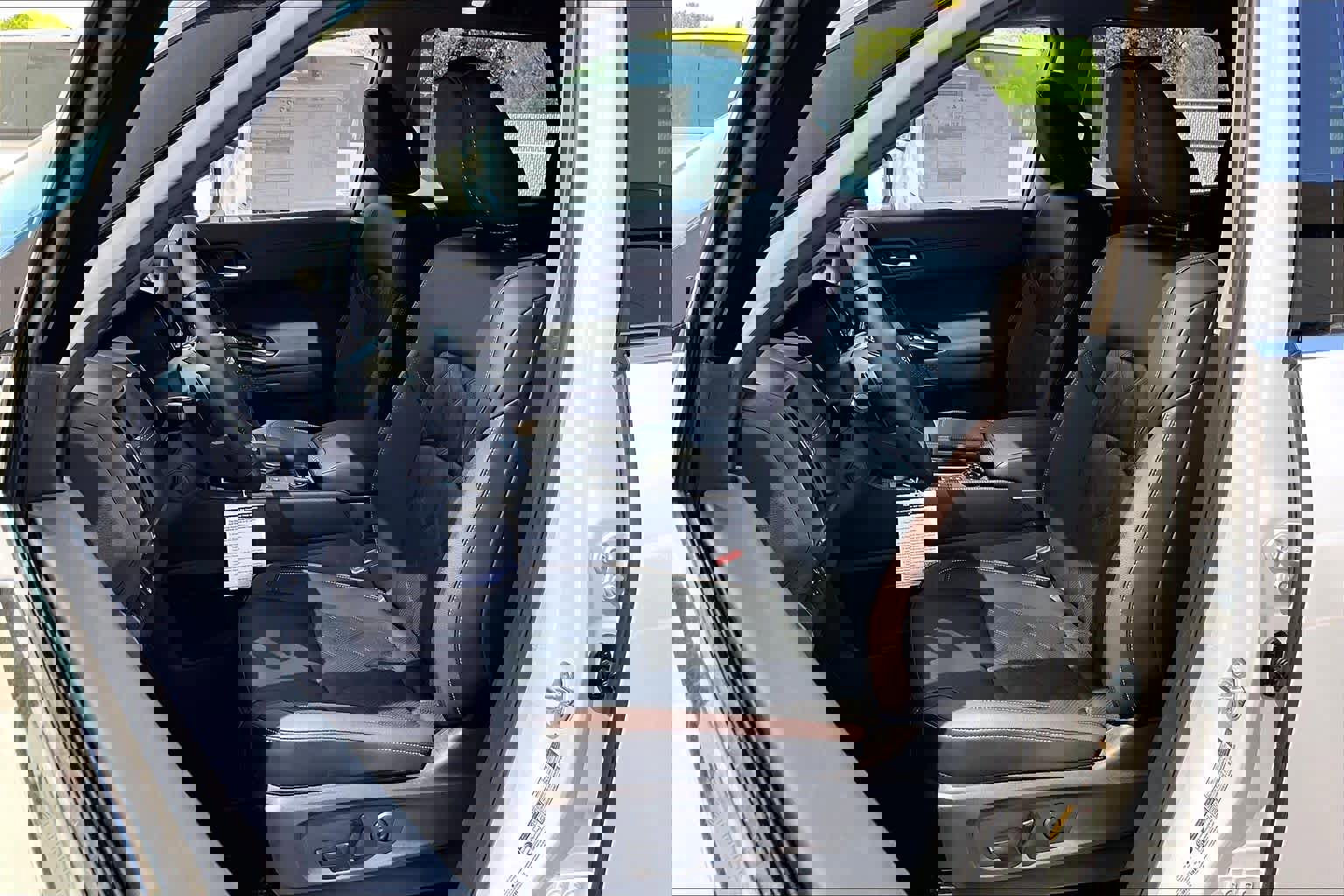 New 2026 Nissan Pathfinder Platinum image 15