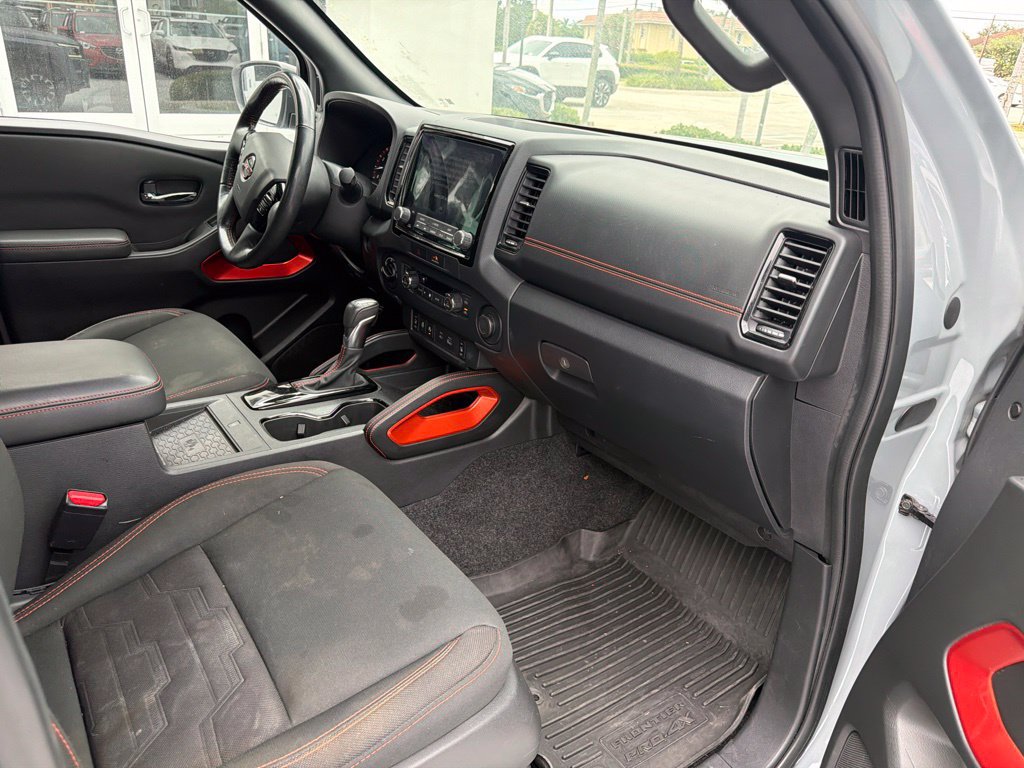 Used 2022 Nissan Frontier PRO-4X AWD/4WD image 15