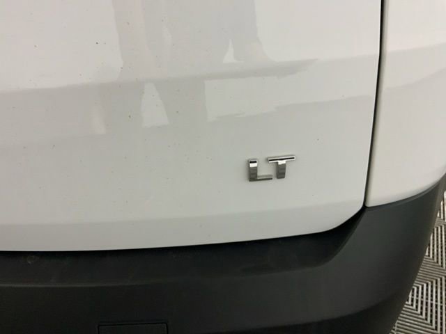 Used 2020 Chevrolet Traverse LT FWD image 15