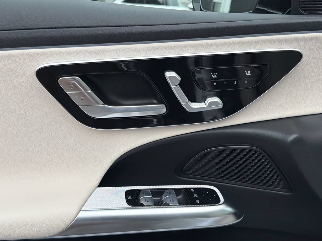 New 2026 Mercedes-Benz E 350 4MATIC Sedan image 22