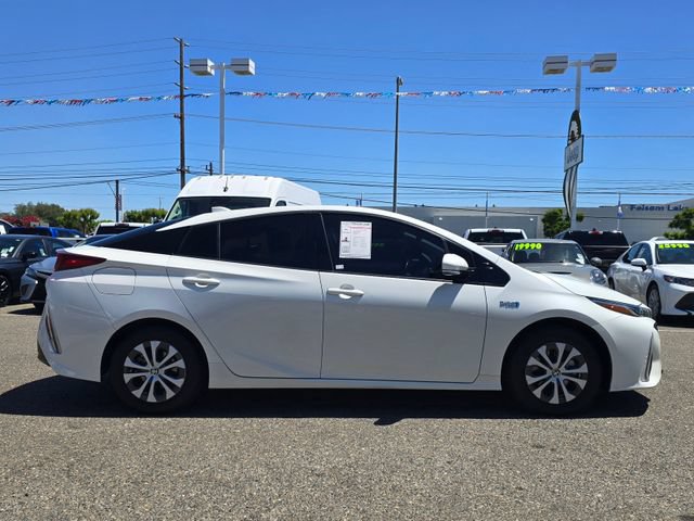 Used 2020 Toyota Prius Prime XLE FWD image 7