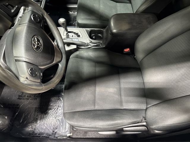 Used 2016 Toyota RAV4 LE image 17