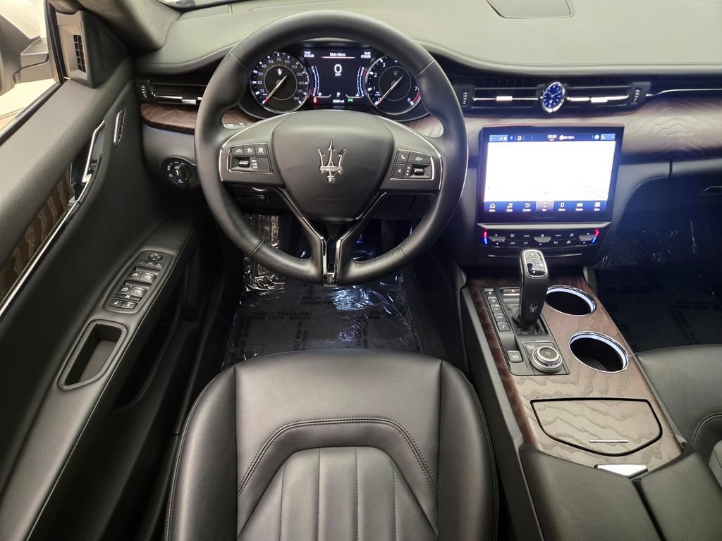 Used 2023 Maserati Quattroporte GT RWD image 20