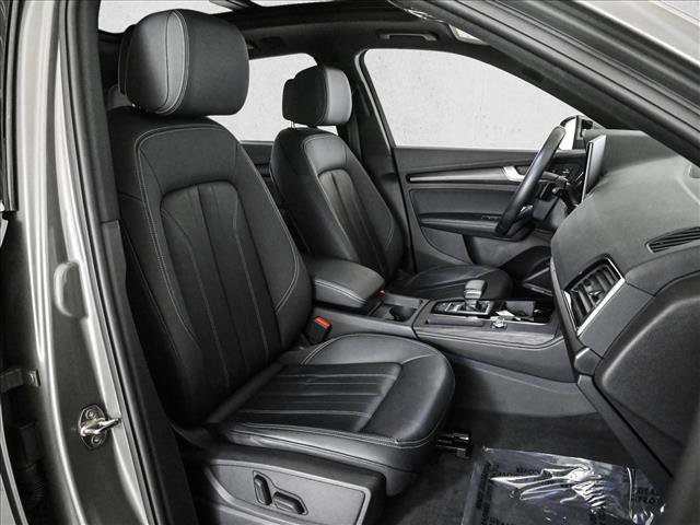 Used 2023 Audi Q5 2.0T Premium Plus w/ Premium Plus Package AWD/4WD image 22