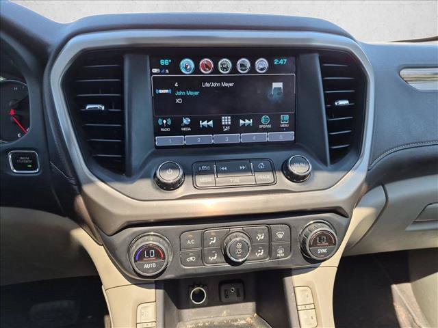 Used 2017 GMC Acadia Denali w/ Technology Package AWD/4WD image 11