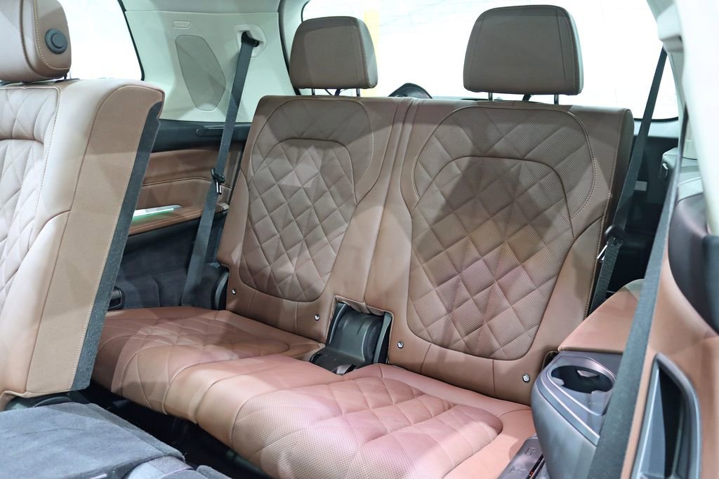 Used 2024 BMW X7 xDrive40i image 33