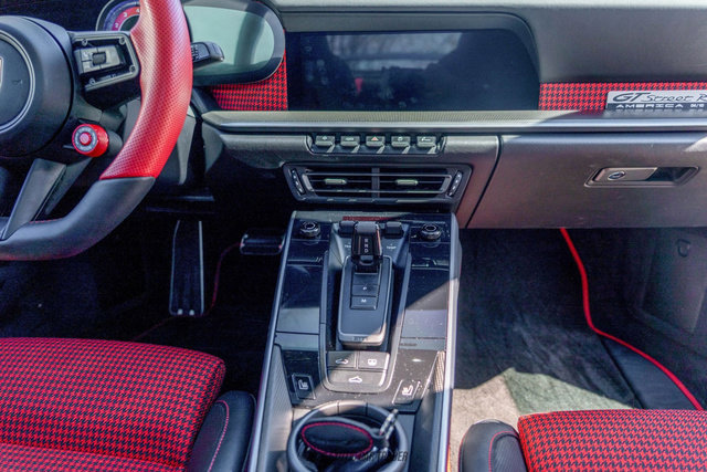 Used 2021 Porsche 911 Turbo S image 44