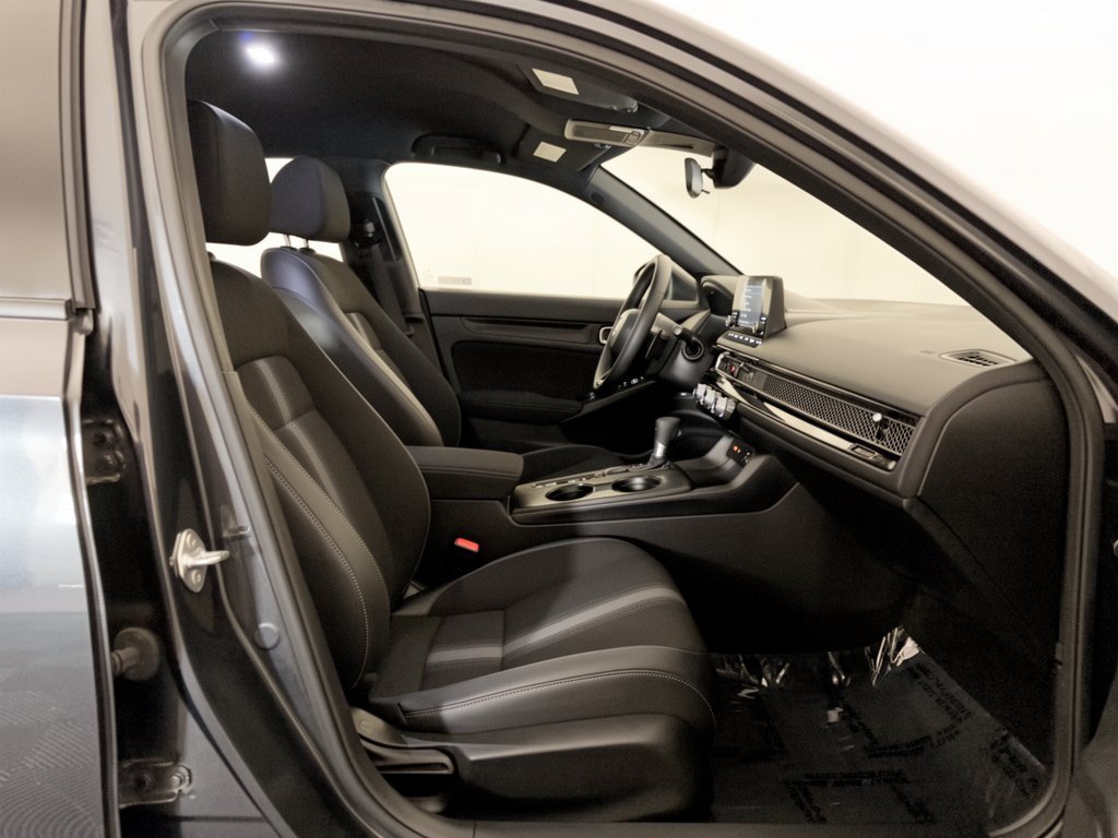 Used 2023 Honda Civic Sport image 31