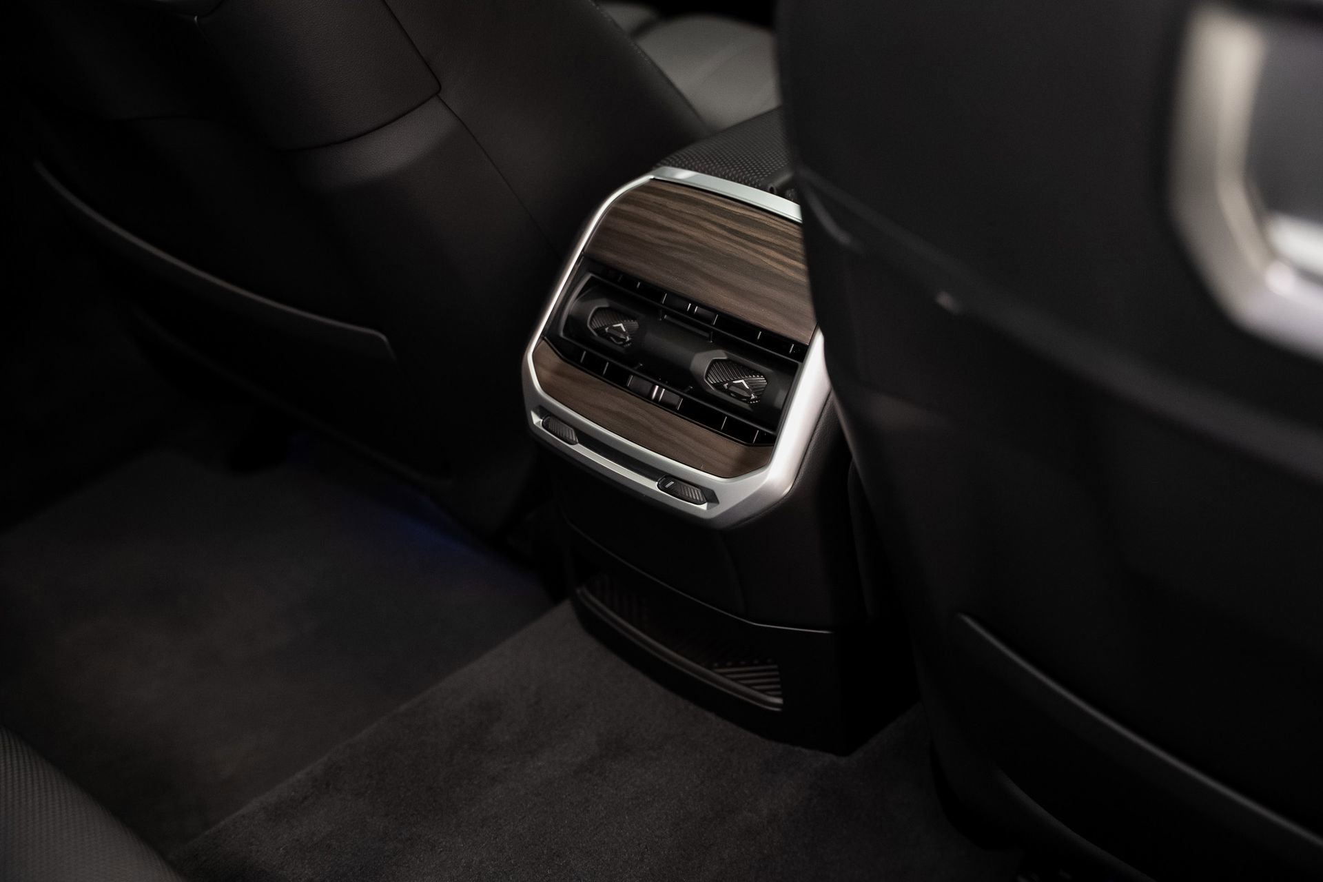 Used 2023 BMW i7 xDrive60 AWD/4WD image 70