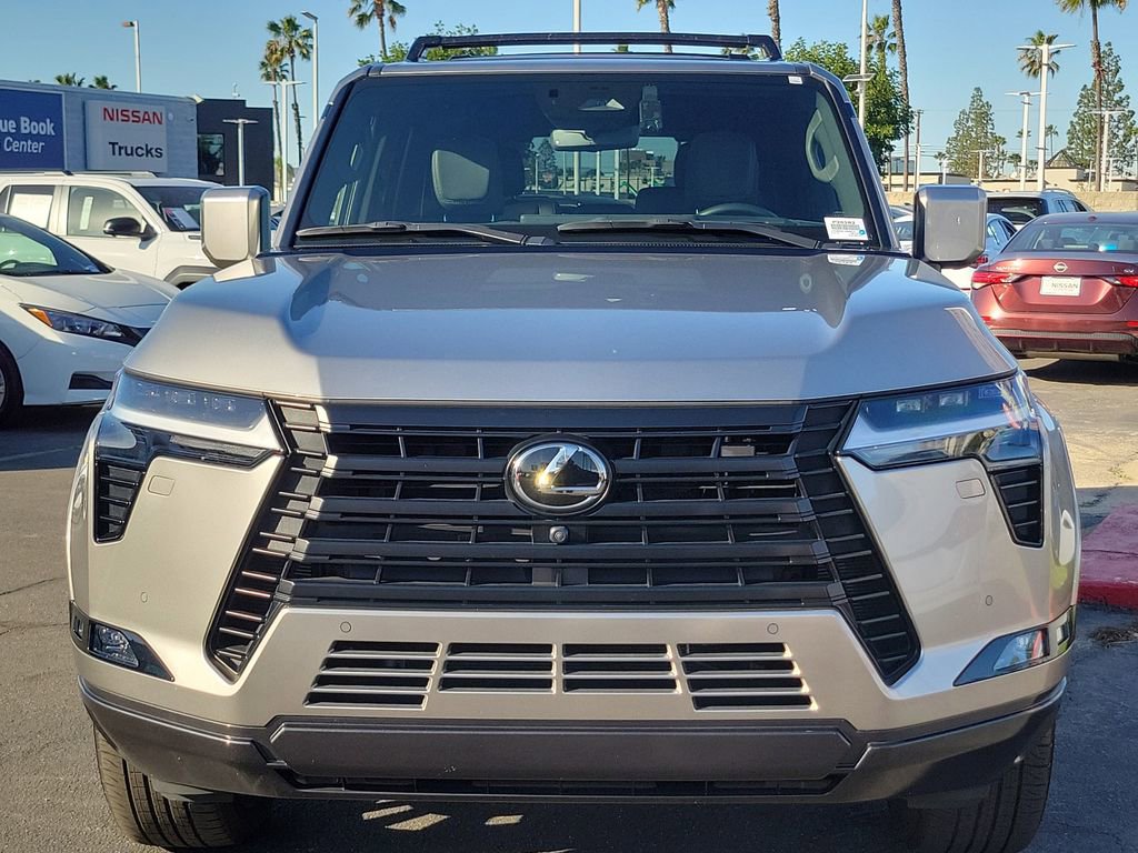 Used 2024 Lexus GX 550 w/ Accessory Package (31) image 32