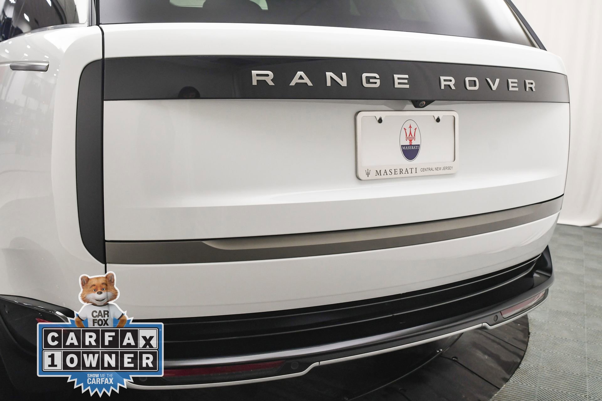 Used 2025 Land Rover Range Rover SE AWD/4WD image 23