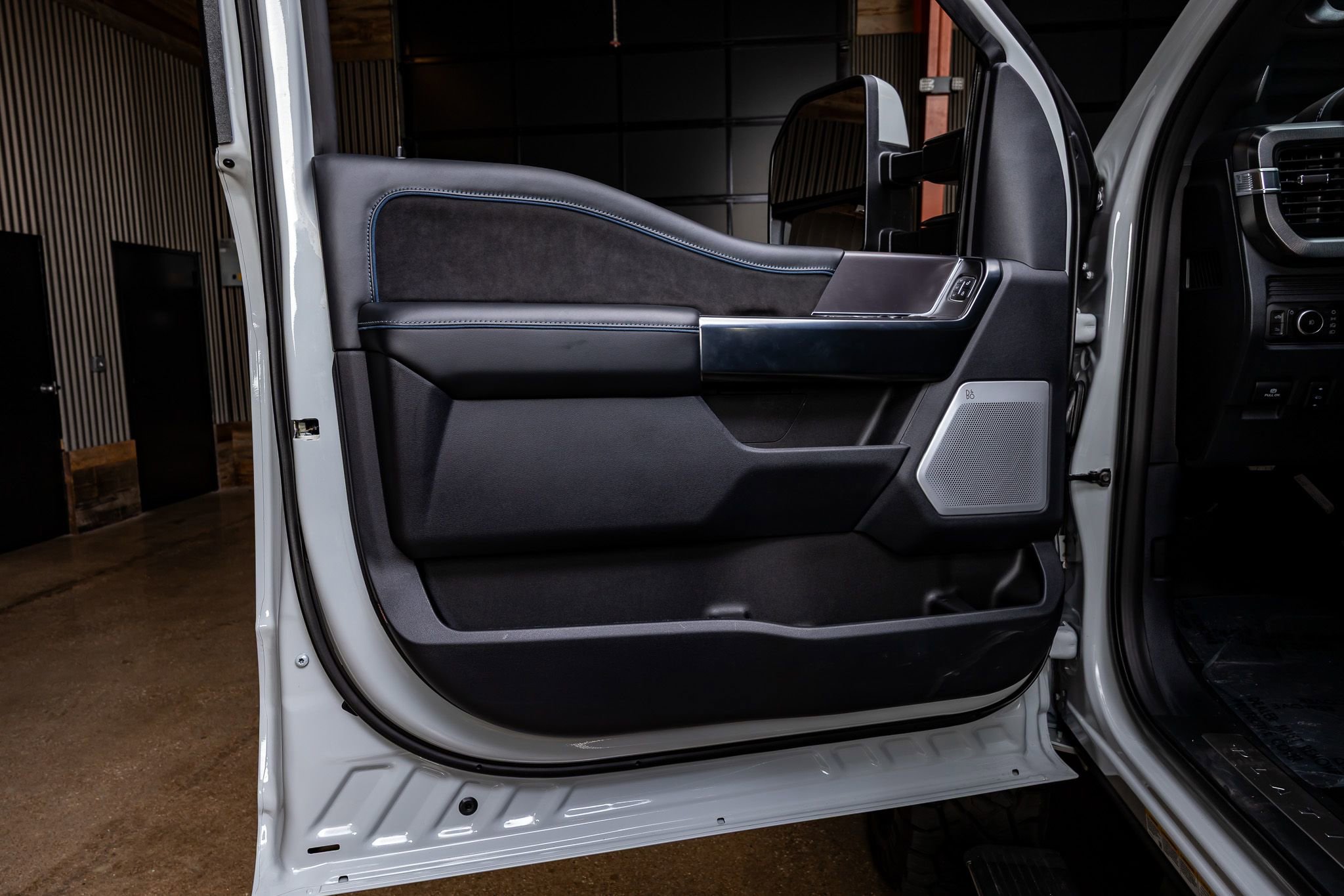 Used 2026 Ford F450 Platinum AWD/4WD image 35